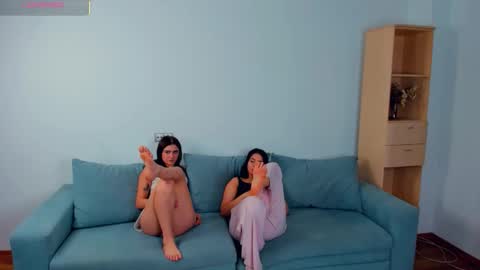 Snapshot of louriezita chatting on 7, 10, 2025 Brook and Del online show from 7, 10, 2025