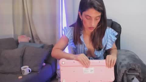 Lourrein Stoun   Independiente online show from 25, 2, 2026