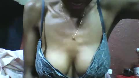 lovaelisa online show from 21, 10, 2025