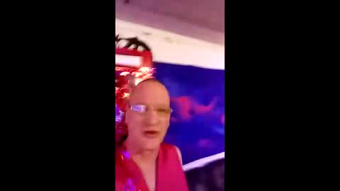 Snapshot of love2shareletsplay chatting on 1, 3, 2026 love2shareletsplay online show from 1, 3, 2026