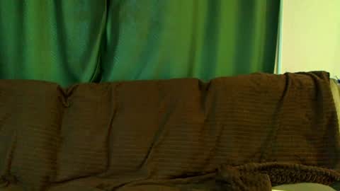 Cute face online show from 9, 4, 2026