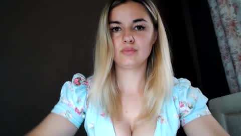 Snapshot of love_dom_meg chatting on 27, 6, 2026 Megane online show from 27, 6, 2026