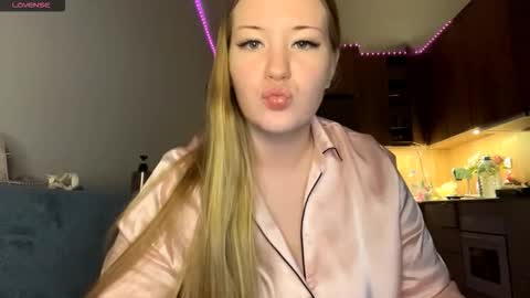 Snapshot of love_haven chatting on 2, 3, 2026 Megan online show from 2, 3, 2026