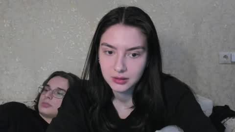 Snapshot of love_lina_muuur chatting on 16, 4, 2026 LINA online show from 16, 4, 2026