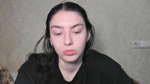 Snapshot of love_lina_muuur chatting on 18, 4, 2026 LINA online show from 18, 4, 2026
