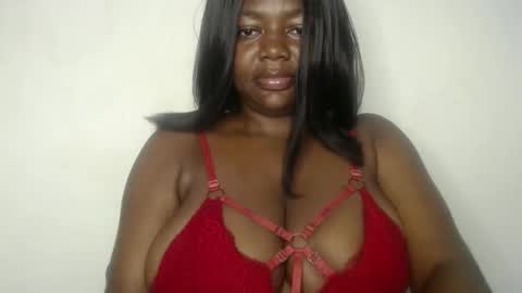 Snapshot of lovecumsluttie chatting on 4, 10, 2025 mila online show from 4, 10, 2025