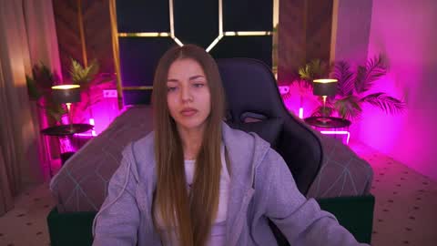loveedove online show from 8, 4, 2026
