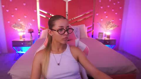 loveedove online show from 18, 6, 2026