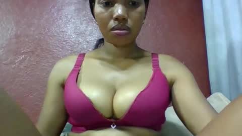 Snapshot of loveinlife750427 chatting on 17, 2, 2026 loveinlife750427 online show from 17, 2, 2026