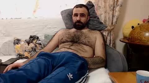 loveivat80 online show from 15, 2, 2025