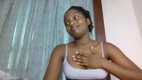 lovelbrownie online show from 25, 10, 2025