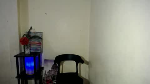 lovelily_xoxo online show from 17, 3, 2026