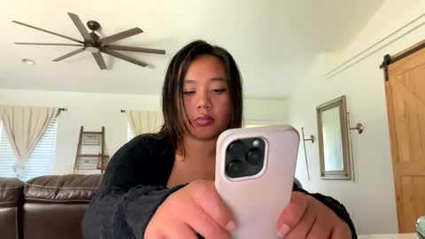 Love online show from 12, 3, 2025