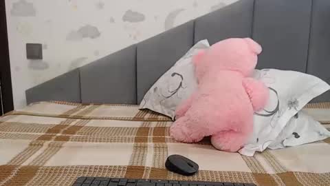 lovellykitty online show from 3, 3, 2026