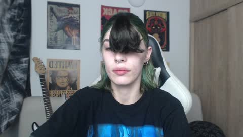 Cassie online show from 8, 1, 2025