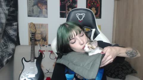 Cassie online show from 9, 1, 2025