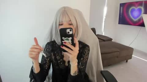 Cassie online show from 21, 1, 2025