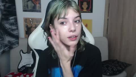 Cassie online show from 25, 1, 2025