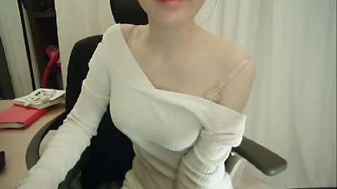 Snapshot of lovely_dana chatting on 9, 3, 2025 DANA KIM online show from 9, 3, 2025