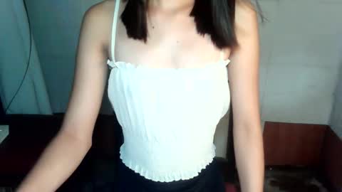 lovely_joan123 online show from 16, 5, 2026