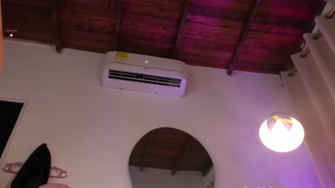    online show from 5, 11, 2025