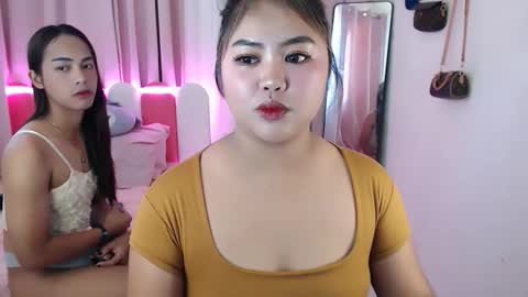 lovely_shine online show from 25, 2, 2026