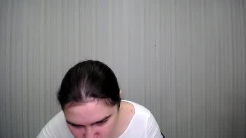 Snapshot of lovelyangel_xx chatting on 10, 12, 2024 lovelyangel_xx online show from 10, 12, 2024