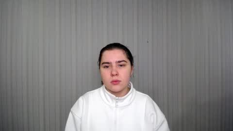 Snapshot of lovelyangel_xx chatting on 14, 12, 2024 lovelyangel_xx online show from 14, 12, 2024