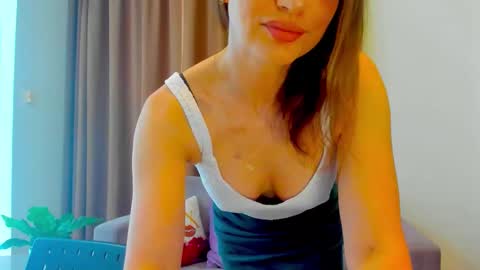 Mia online show from 10, 9, 2025