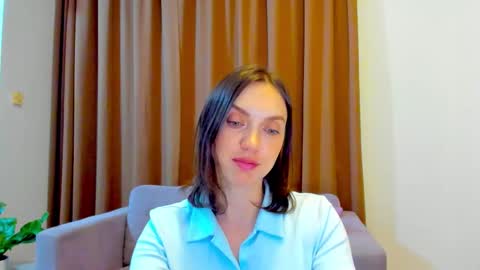 Mia online show from 22, 10, 2025