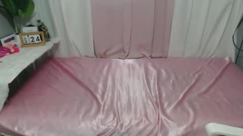 Snapshot of lovelyjasminx14 chatting on 26, 11, 2025 jasmin online show from 26, 11, 2025