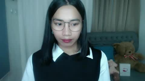 lovelymae18 online show from 17, 7, 2026