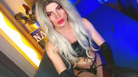 lovelymiss_shyna11 online show from 31, 5, 2026