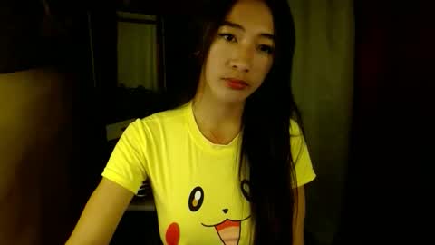 Snapshot of lovelypetite143 chatting on 3, 2, 2026 lovelypetite143 online show from 3, 2, 2026