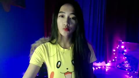 lovelypetite143 online show from 19, 3, 2026