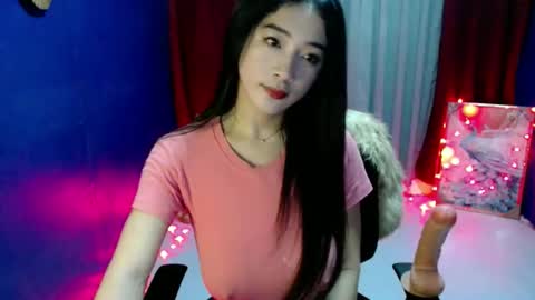 lovelypetite143 online show from 27, 5, 2026
