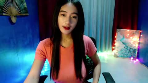 Snapshot of lovelypetite143 chatting on 25, 6, 2026 lovelypetite143 online show from 25, 6, 2026