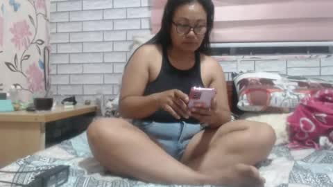 Angelquey online show from 3, 2, 2025