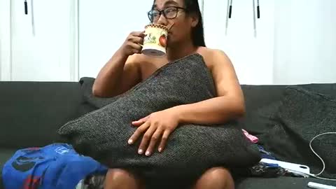 Angelquey online show from 23, 3, 2026