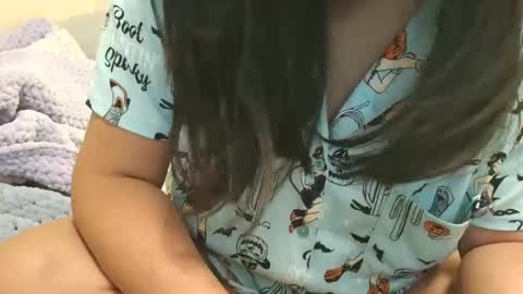 Snapshot of loveoha8 chatting on 22, 12, 2025 loveoha8 online show from 22, 12, 2025