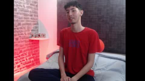 loverisu online show from 22, 2, 2025