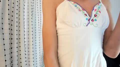 loverisu online show from 20, 9, 2025