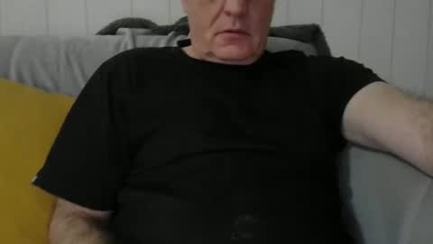 Snapshot of loveroflatinas1 chatting on 13, 11, 2025 loveroflatinas1 online show from 13, 11, 2025