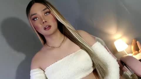 lovers moon22 online show from 6, 1, 2025