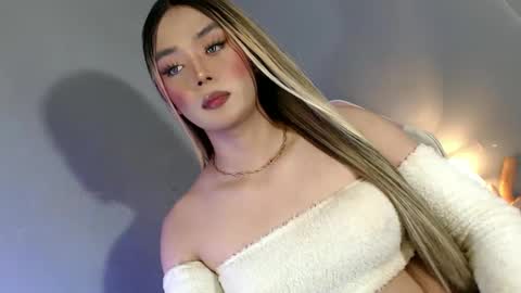 lovers moon22 online show from 3, 2, 2025