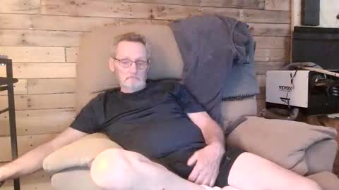 just here to have fun and cum online show from 3, 4, 2026