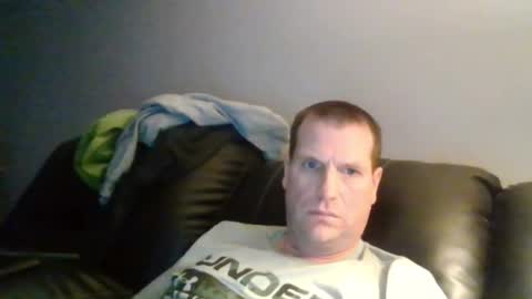 lovetocum37 online show from 9, 2, 2025