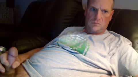 lovetocum37 online show from 25, 9, 2025