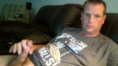 Snapshot of lovetocum37 chatting on 7, 6, 2026 lovetocum37 online show from 7, 6, 2026