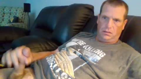 Snapshot of lovetocum37 chatting on 18, 7, 2026 lovetocum37 online show from 18, 7, 2026